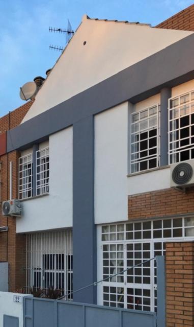 Casa Soleada En Calle Tranquila Sevilla Eksteriør bilde